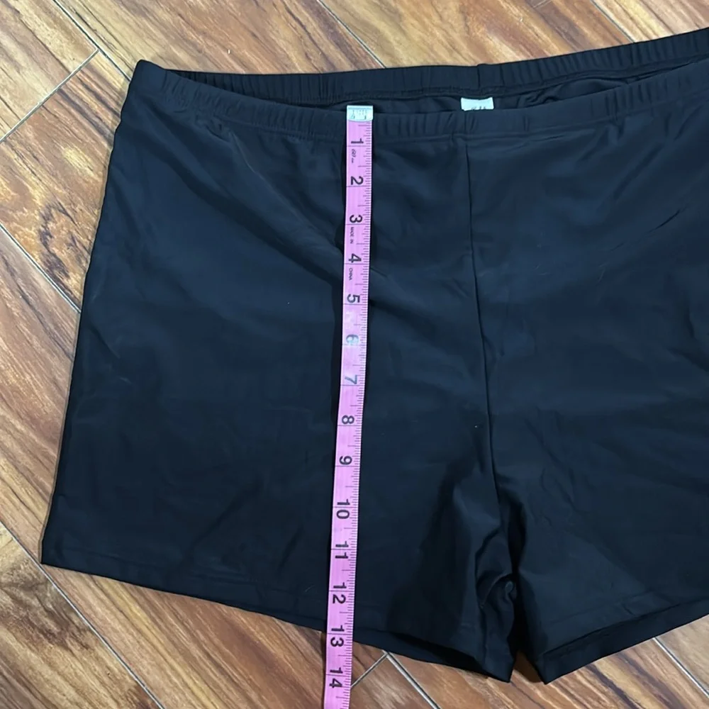 Black swim shorts, size 20W, NWOT. - Picture 3 of 6